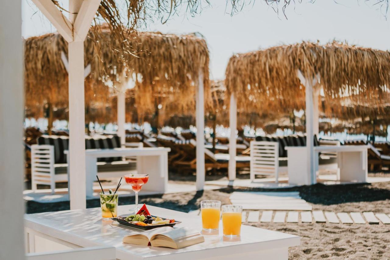 Sea View Beach Hotel (Adults Only) ペリヴォラス エクステリア 写真