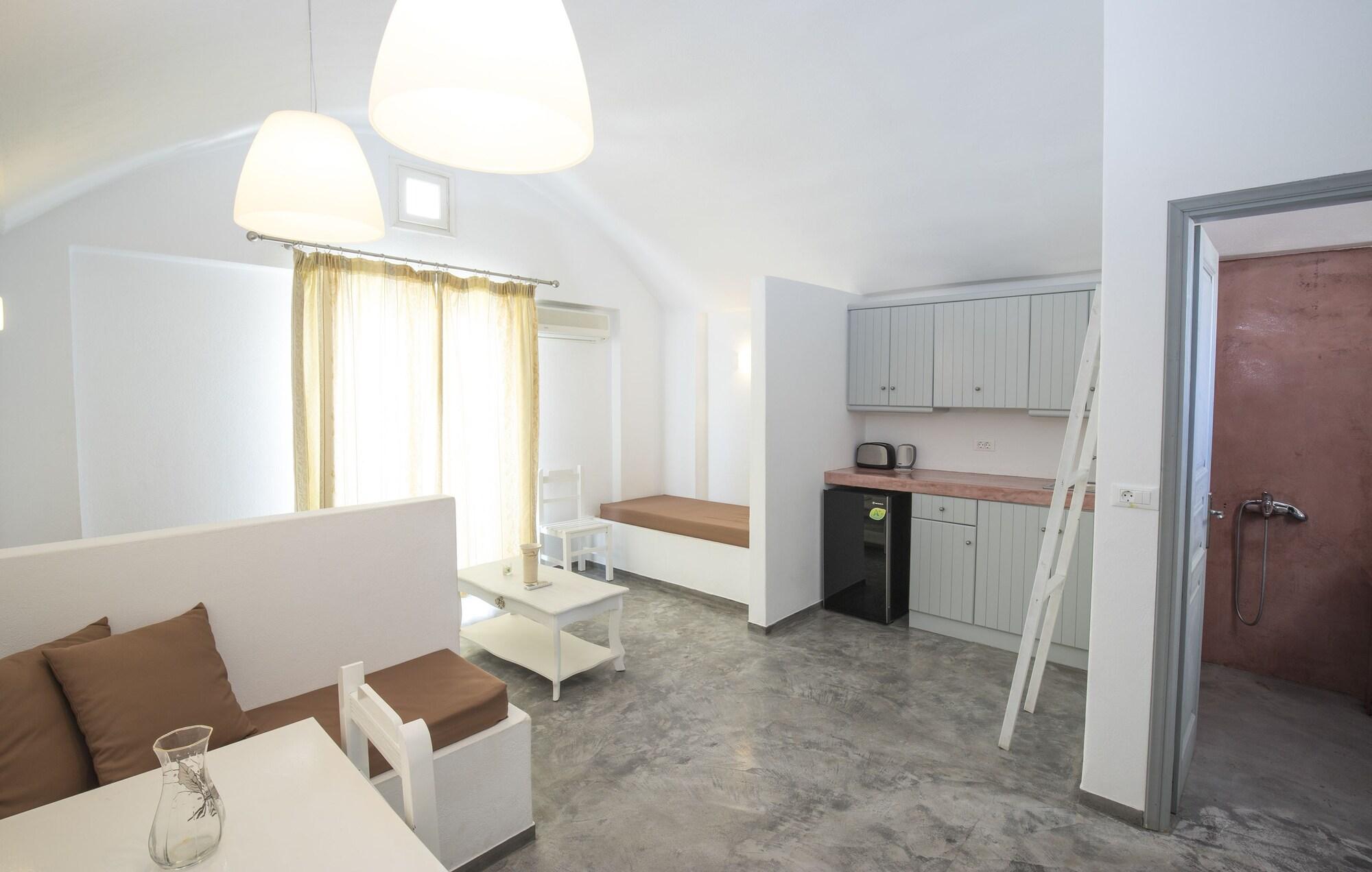 Sea View Beach Hotel (Adults Only) ペリヴォラス エクステリア 写真