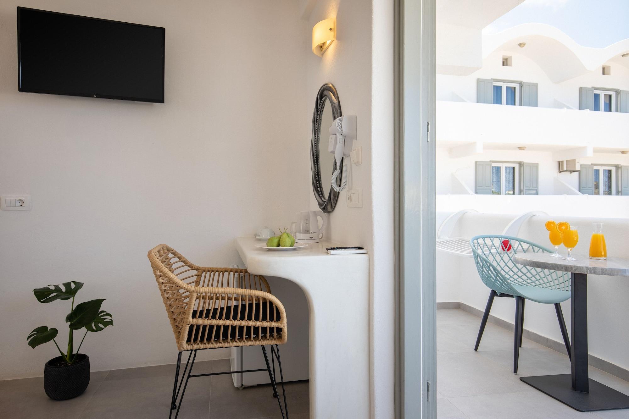 Sea View Beach Hotel (Adults Only) ペリヴォラス エクステリア 写真